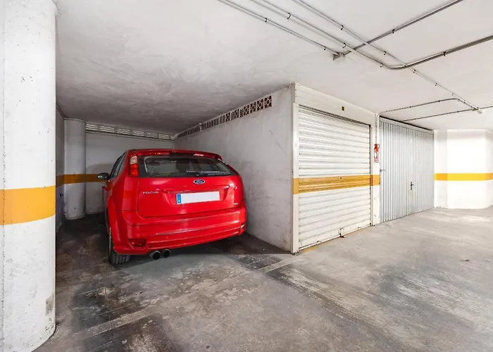 Cozy With Private Parking Near Center And * Torrevieja